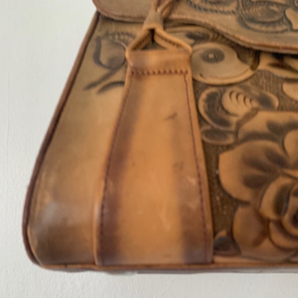 Vintage 1970’s Boho Tooled Leather Bag - Picture 5 of 10